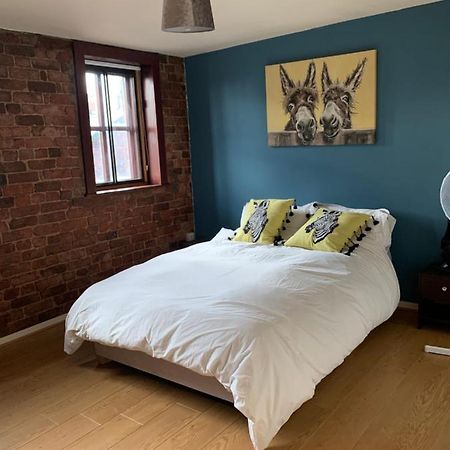 2 Bed Duplex Penthouse Apartment By Mathew Street Sleeps 6 Liverpool Eksteriør billede